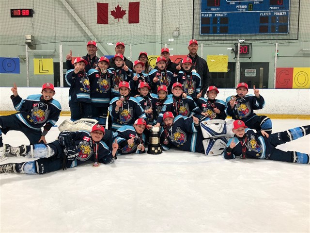 Barrie_Colts_Minor_Atom_AE_OMHA_CHAMPS_Team_picture_March_2018.JPG